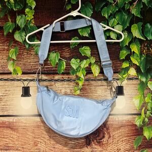 Steve Madden Sling Bag Belt Bag Crossbody Purse Light Blue 12x6.5